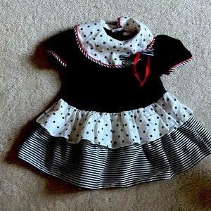 5/20🔴 Polka-dot Half Sleeves Top Velvet Black& White Girls Dress Sz 4 /Bow